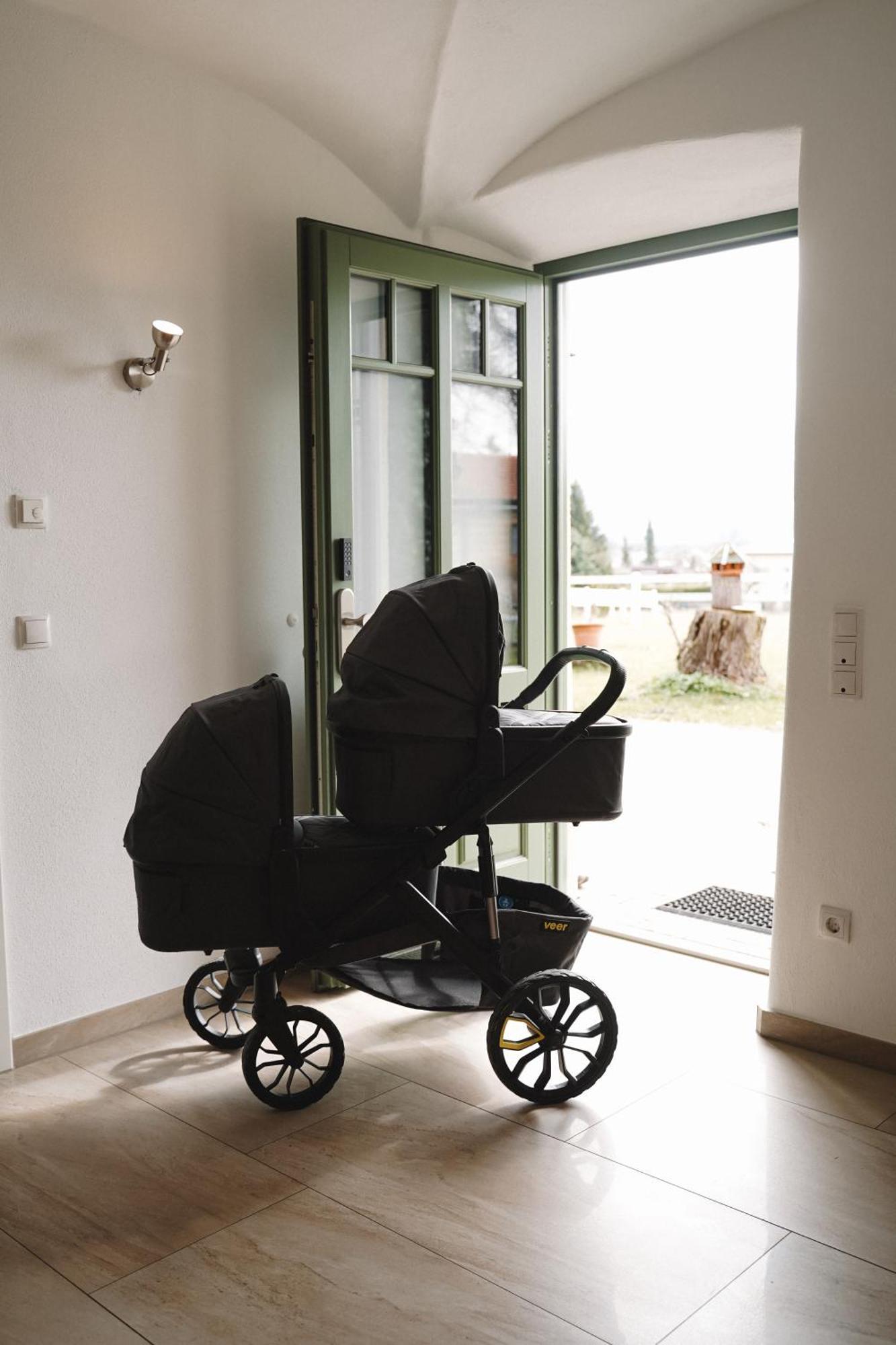 Black Horse Family Apartment - Barrierearm - Pfotenglueck - Familienzeit By Loewenherz Homes Stephanskirchen Exterior foto